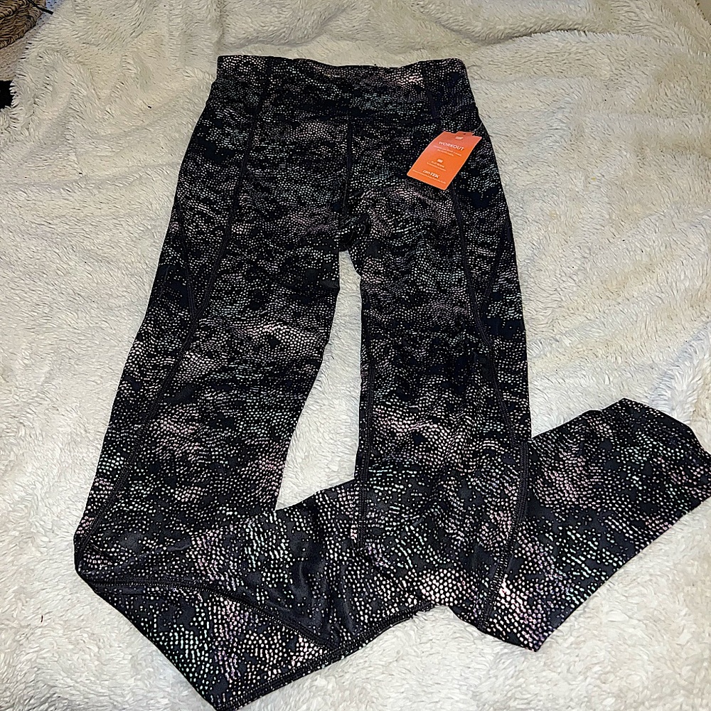 NEW WITH TAGS Tek Gear Dry Tek Women’s MEDIUM Black Colorful Leggings